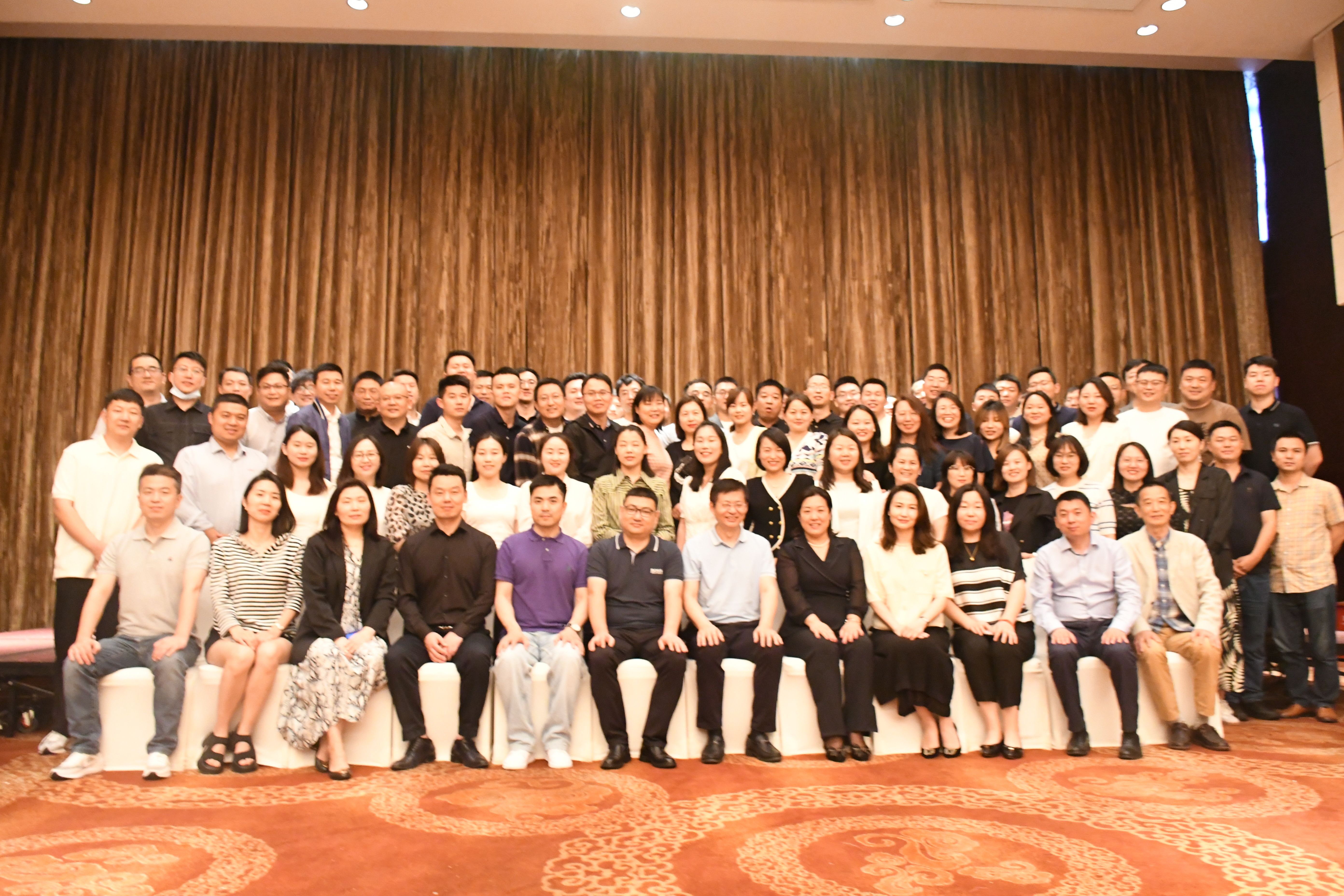 1691128339570590.jpg 齊普生新華三事業(yè)部2023財(cái)年一季度銷售會(huì)議圓滿召開.jpg